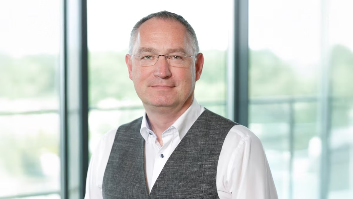 Dr. med. Michael A. Überall